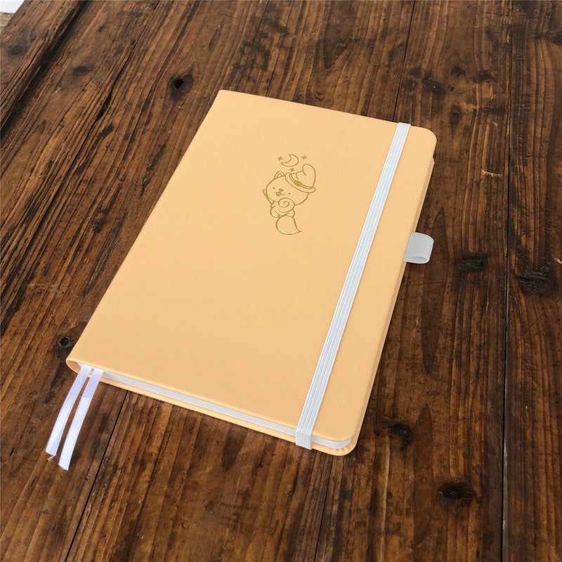 Maßgefertigtes A5-Notizbuch, gepunktet, Cartoon-Halloween, Hardcover aus PU-Leder, „The Moon Lovely Bear“, nur 199 US-Dollar/100 STÜCK ARTIKELNR. 10282054-zoom-